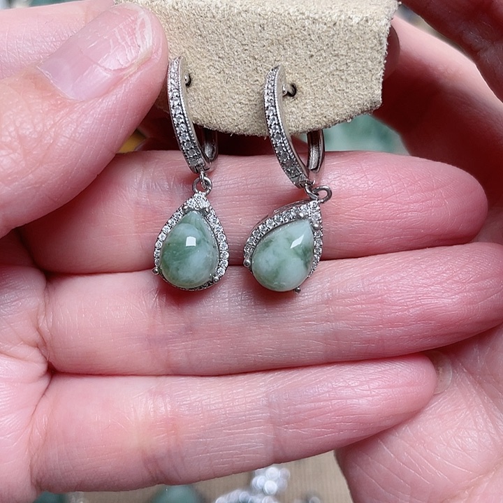 透闪石-蛇纹石玉耳环银S925镶嵌画*