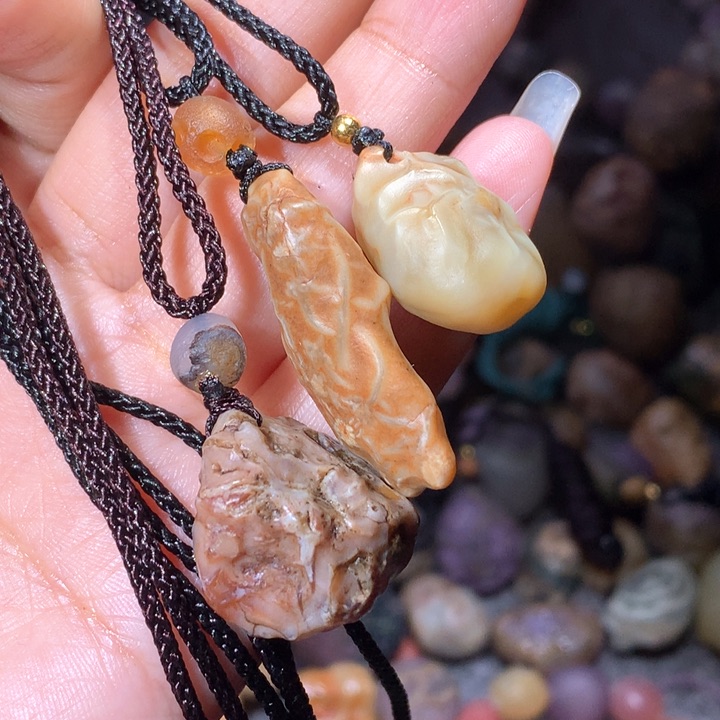 玛瑙/玉髓珠宝半成品未镶嵌