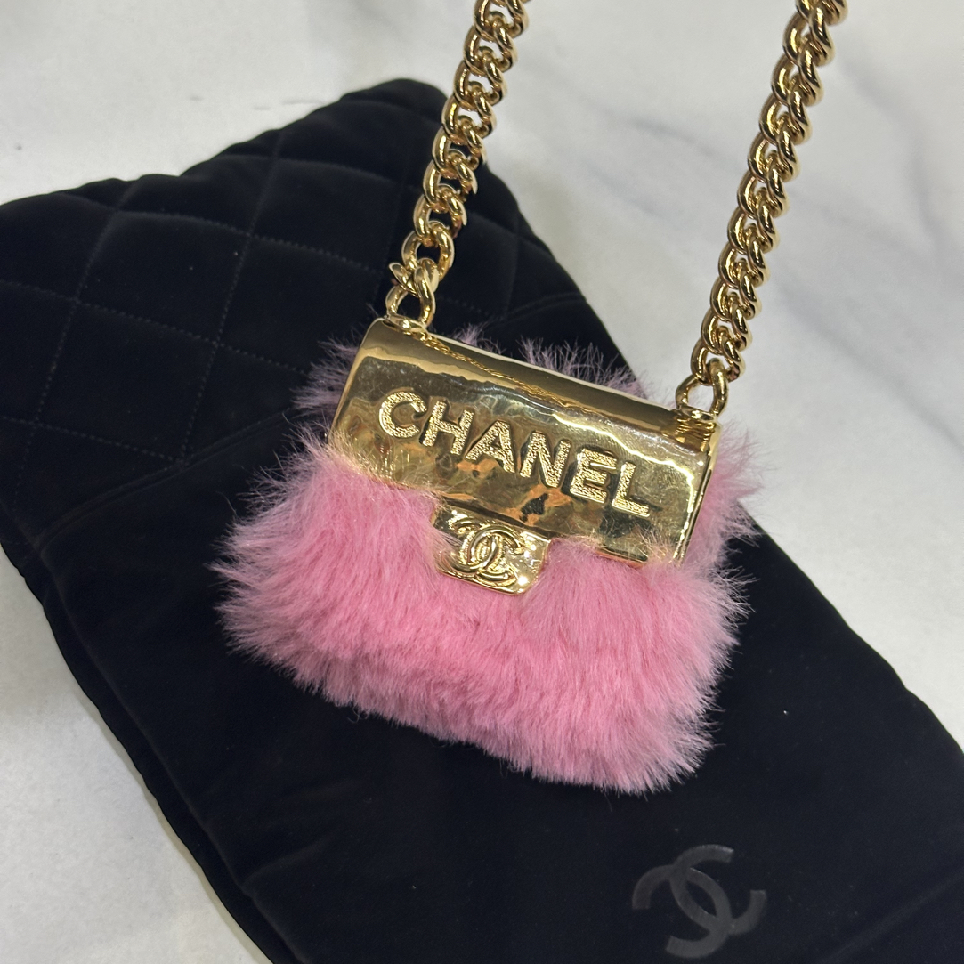 99新 Chanel/香奈儿 24C粉色毛毛耳机项链包/JJ5121802