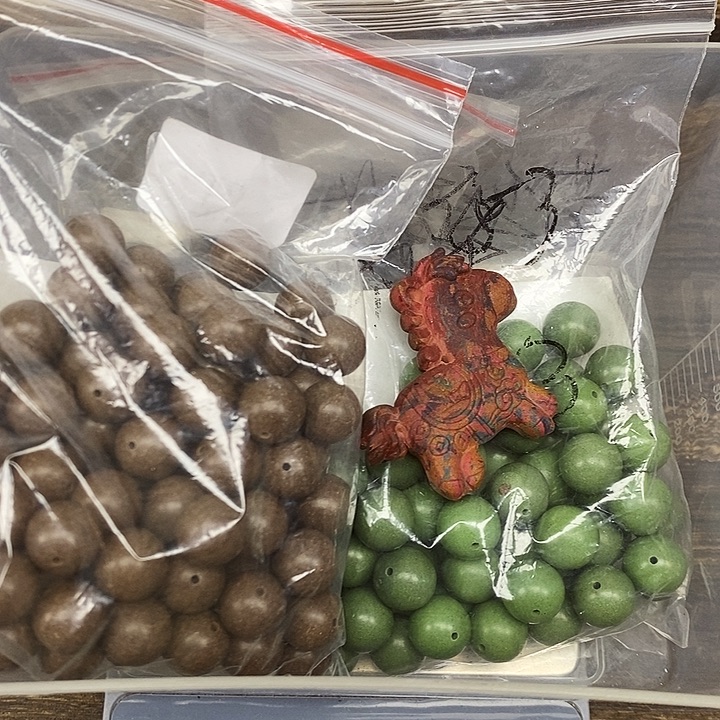天然合香珠礼包1.2到手248克左右微瑕