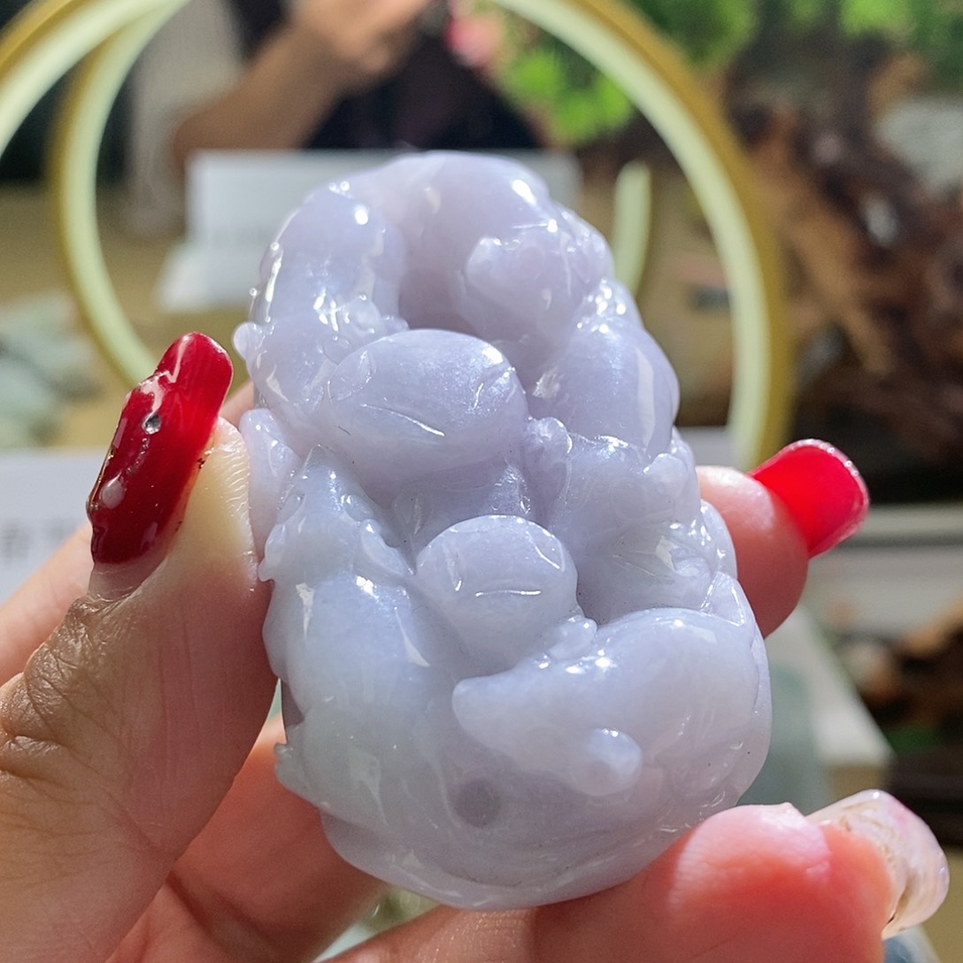 【闪购商品】翡翠颈饰未镶嵌鼠