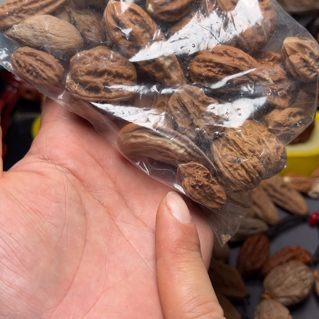 手串文玩核桃瑕疵61