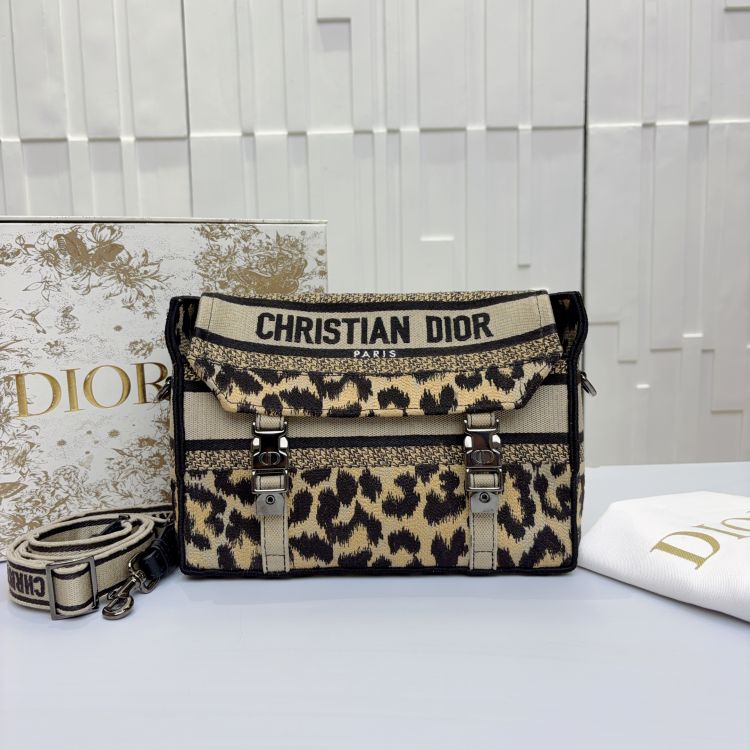 95新/迪奥/C13345454271/[MQR1123B0023]