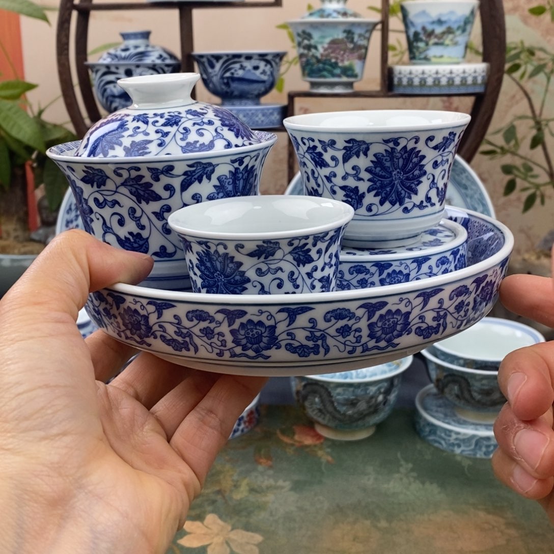 景德镇陶瓷学院副院长兼美术