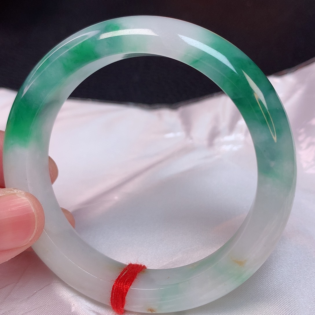 翡翠手镯未镶嵌53 翡翠手镯