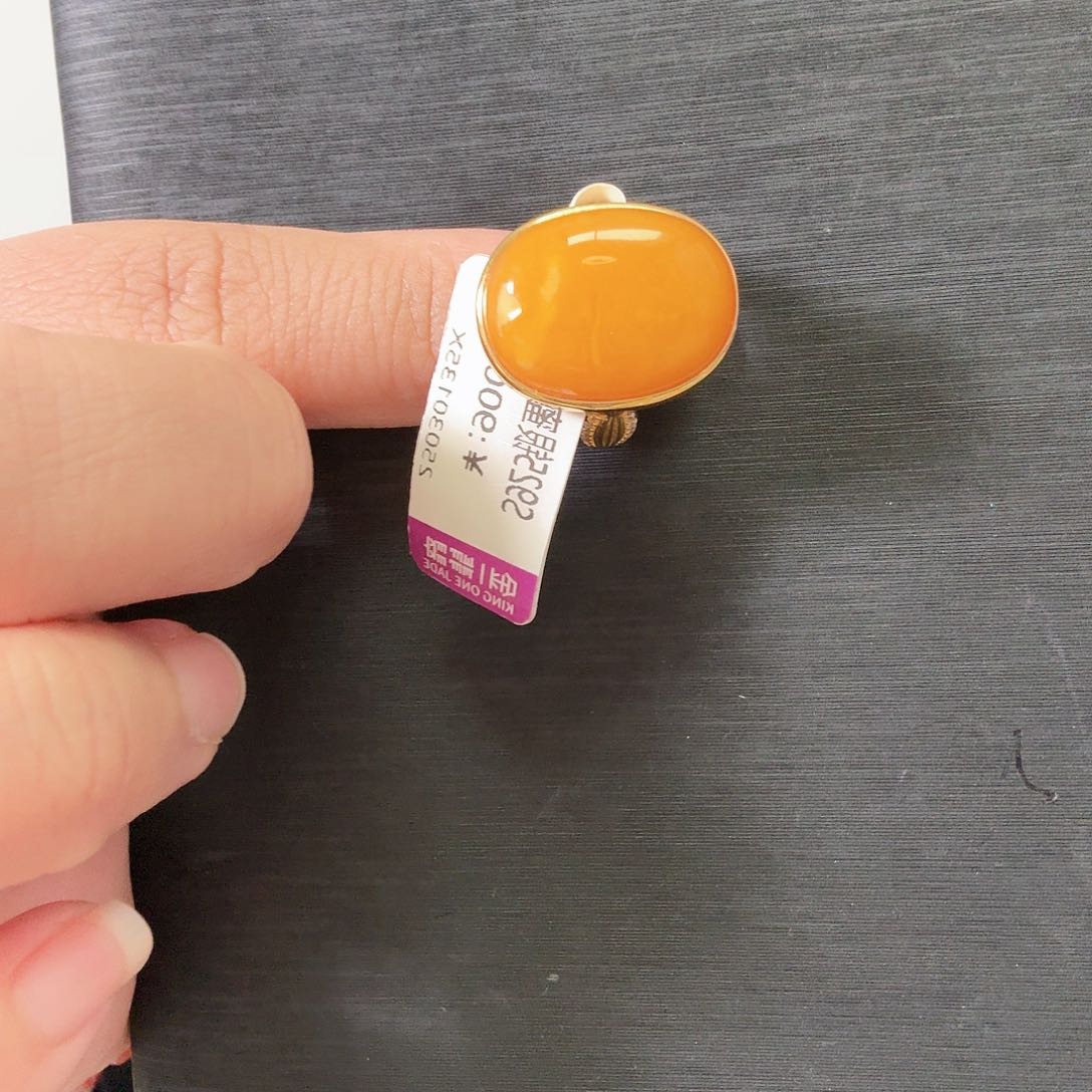 银S925镶嵌蜜蜡戒指仓库