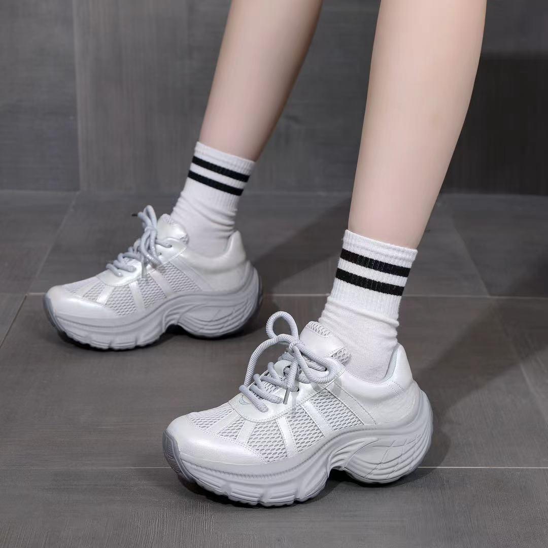 86689 春夏新款时尚百搭网面休闲鞋 F282 三楼