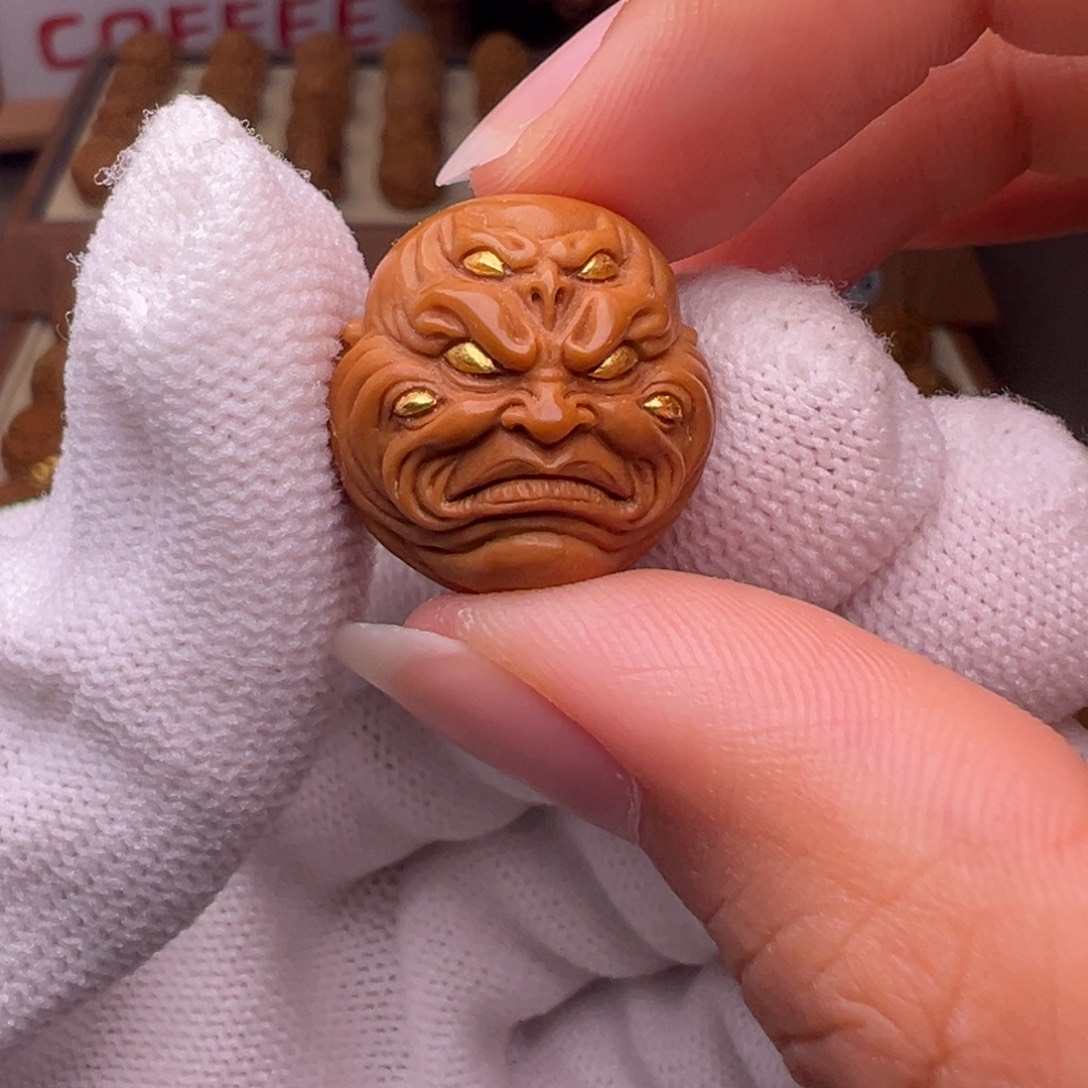 把件猴头核桃精修镶嵌金多目恶僧全品有正常封口线