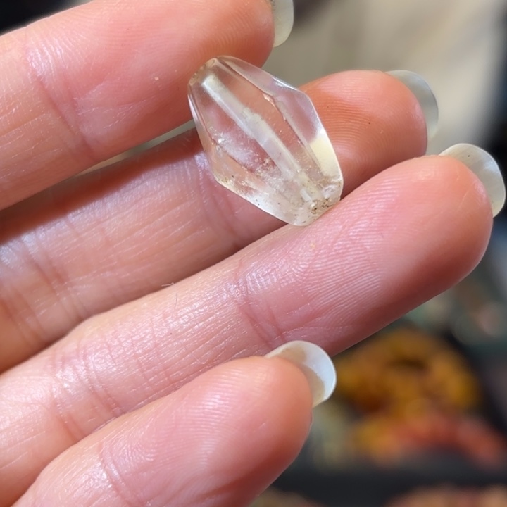 颈饰水晶未镶嵌水晶