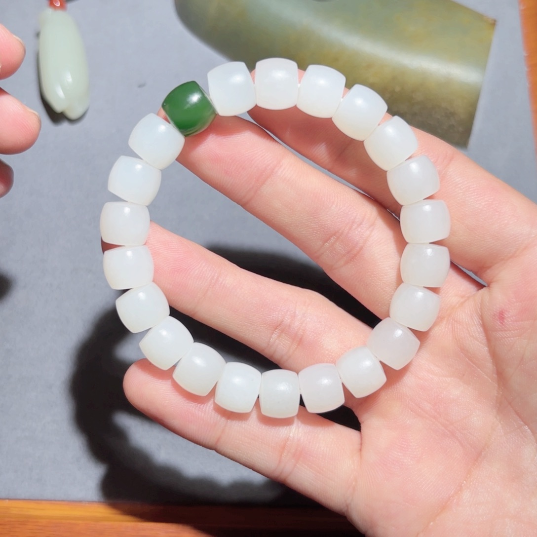 和田玉手链未镶嵌