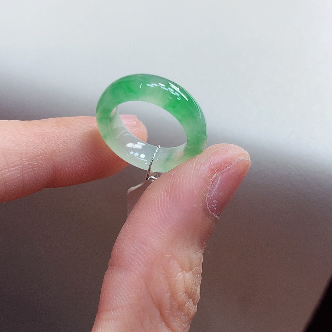 翡翠戒指未镶嵌5号