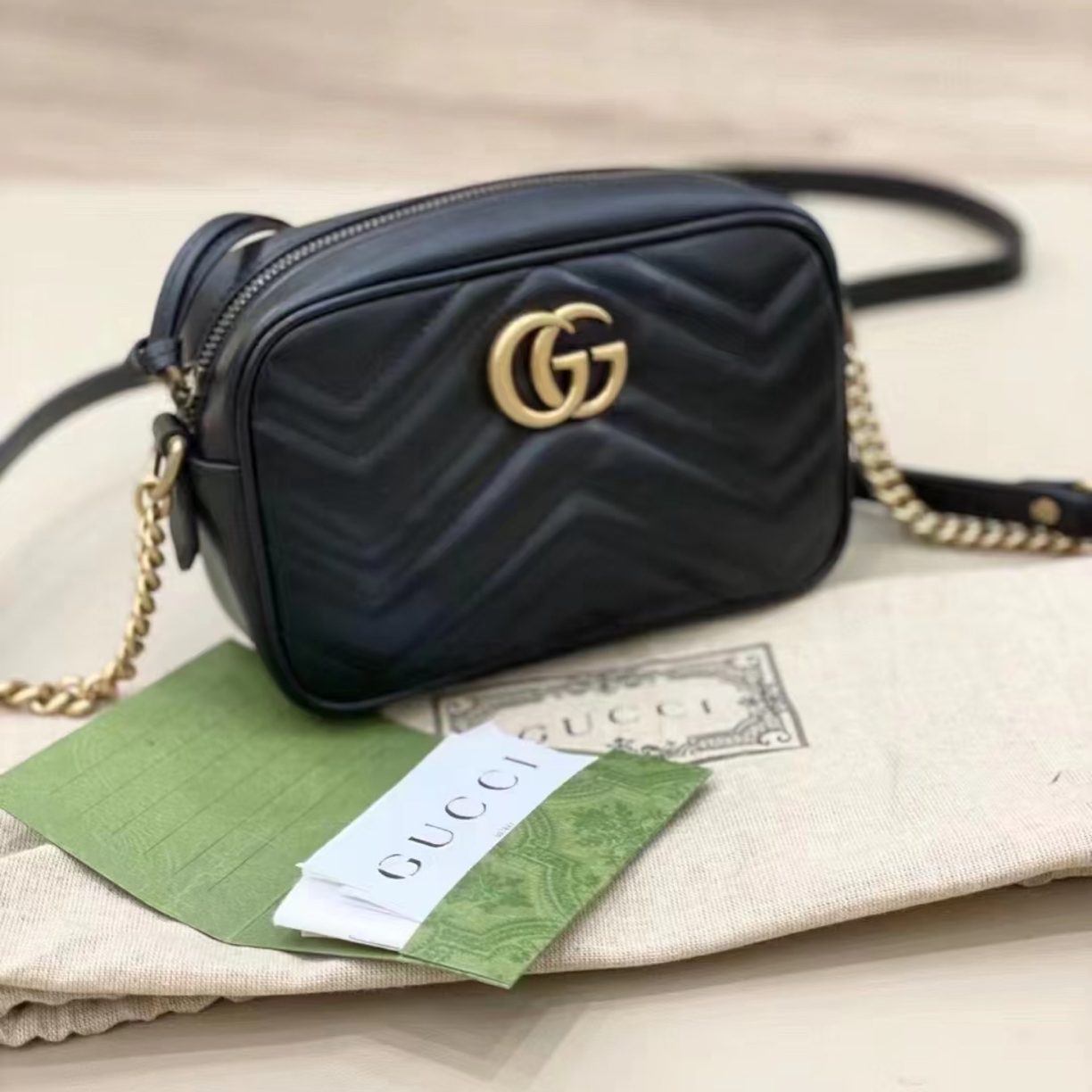 99新 GUCCI/古驰 相机包黑色牛皮单肩包 17*11*6/83564
