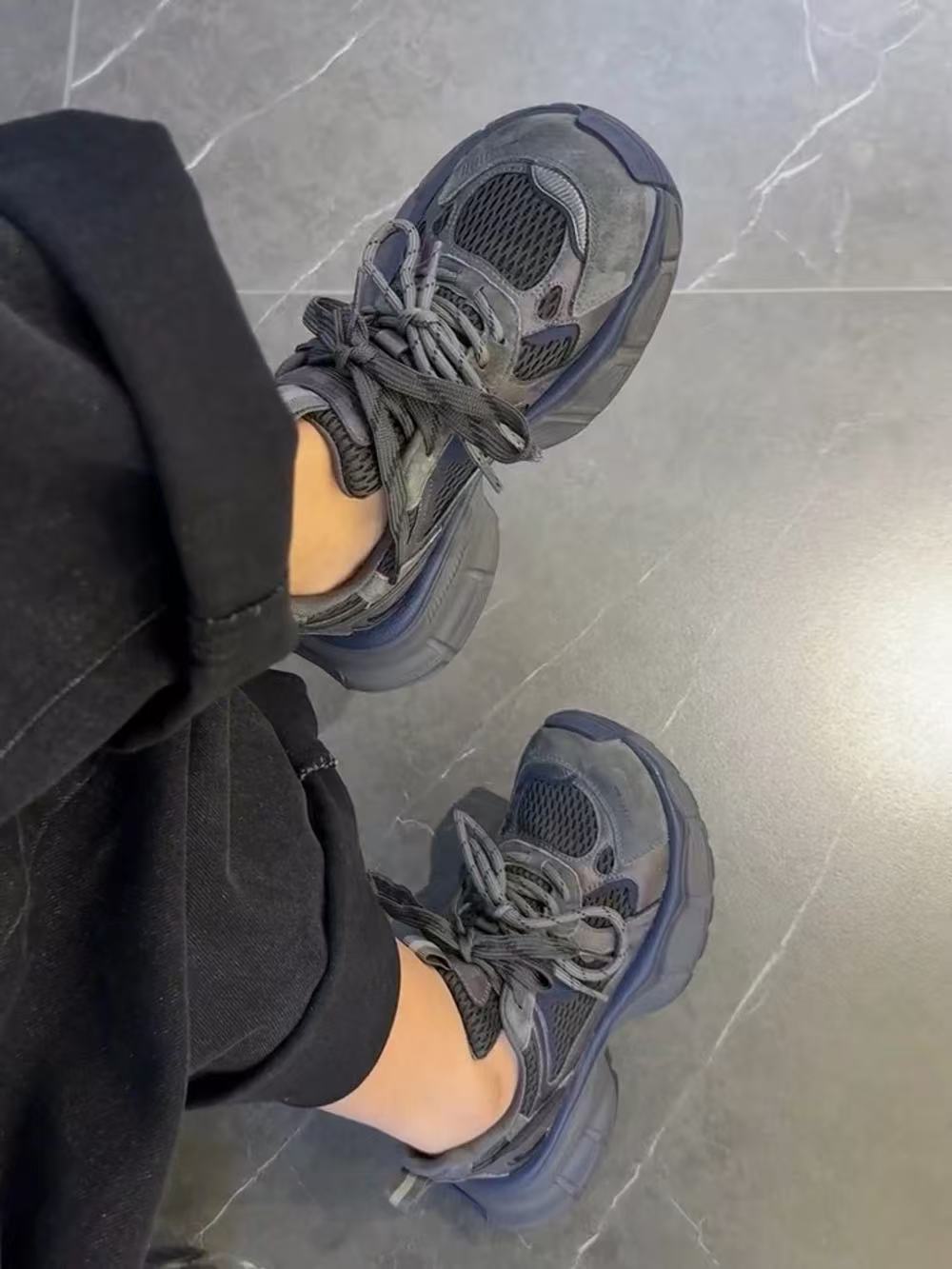 4-5cm 韩系洋气百搭加绒老爹鞋增高软底休闲女鞋Y581（正码正拍）