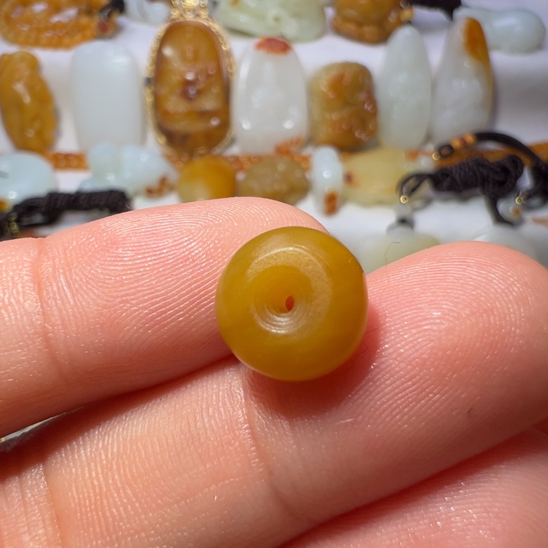 和田玉未镶嵌吊坠(不含链)