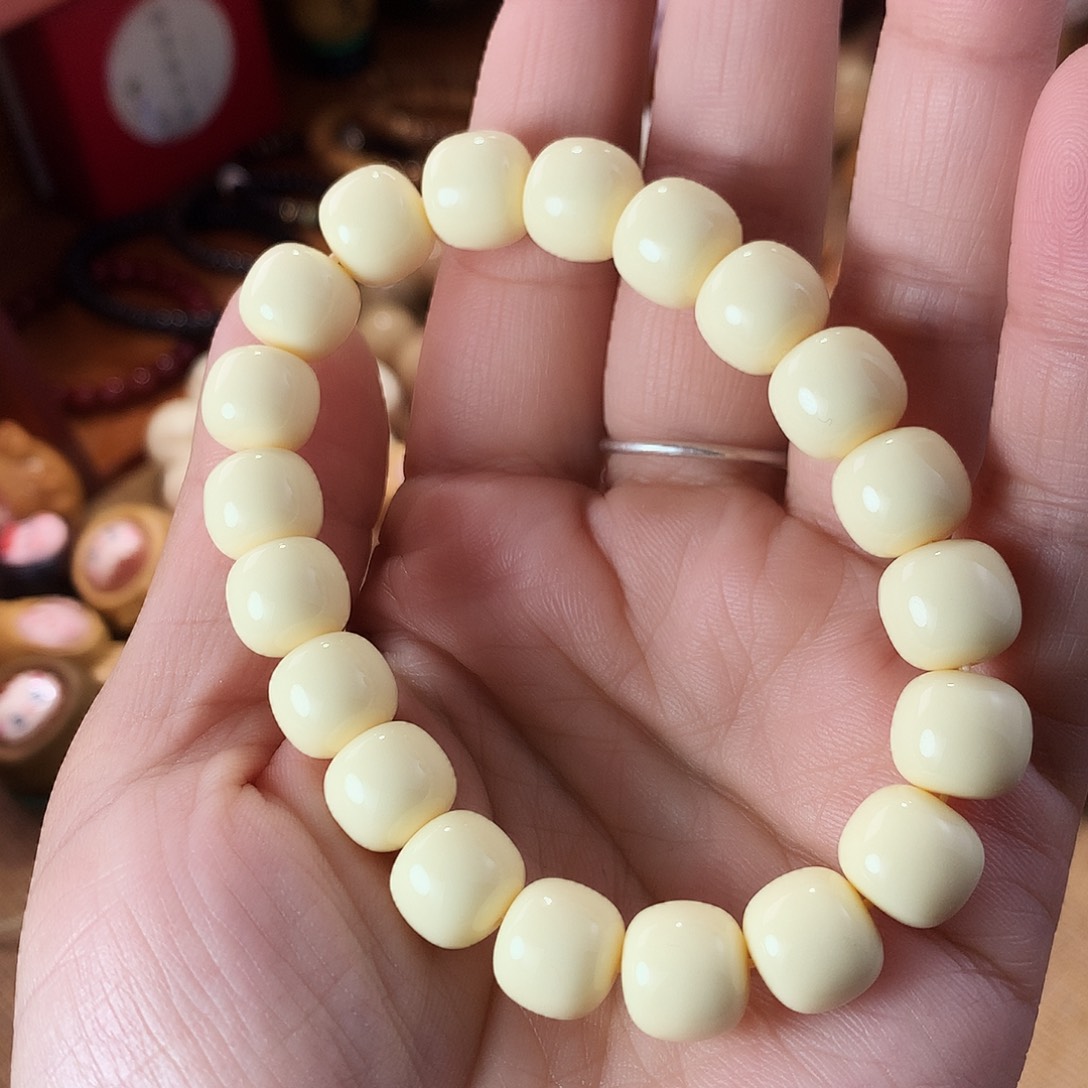 菩提根/象牙果吊坠公主