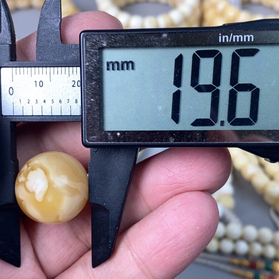 蜜蜡珠宝奇石未镶嵌