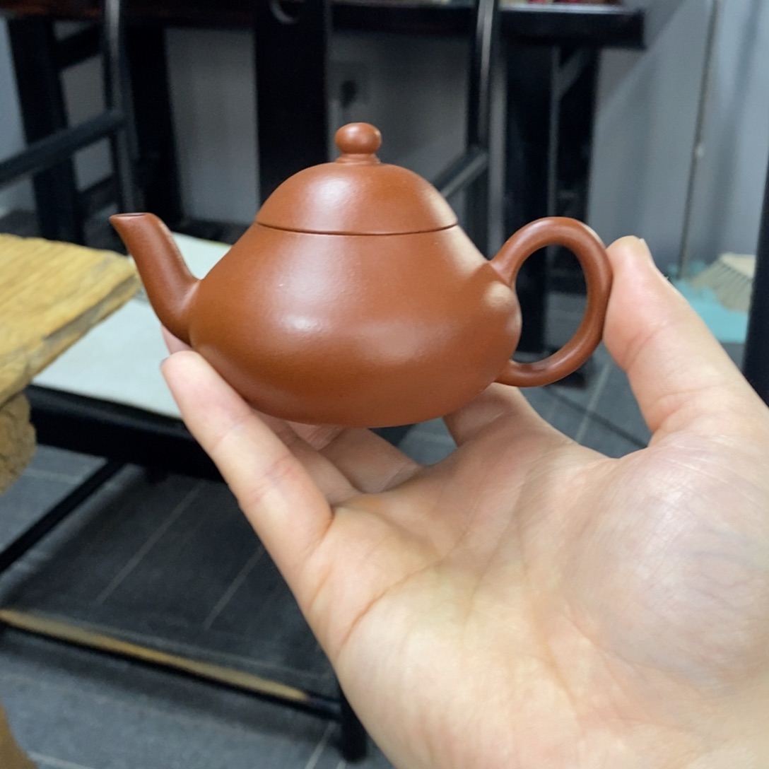 紫砂茶壶黑**膏溪水底梨形105毫升