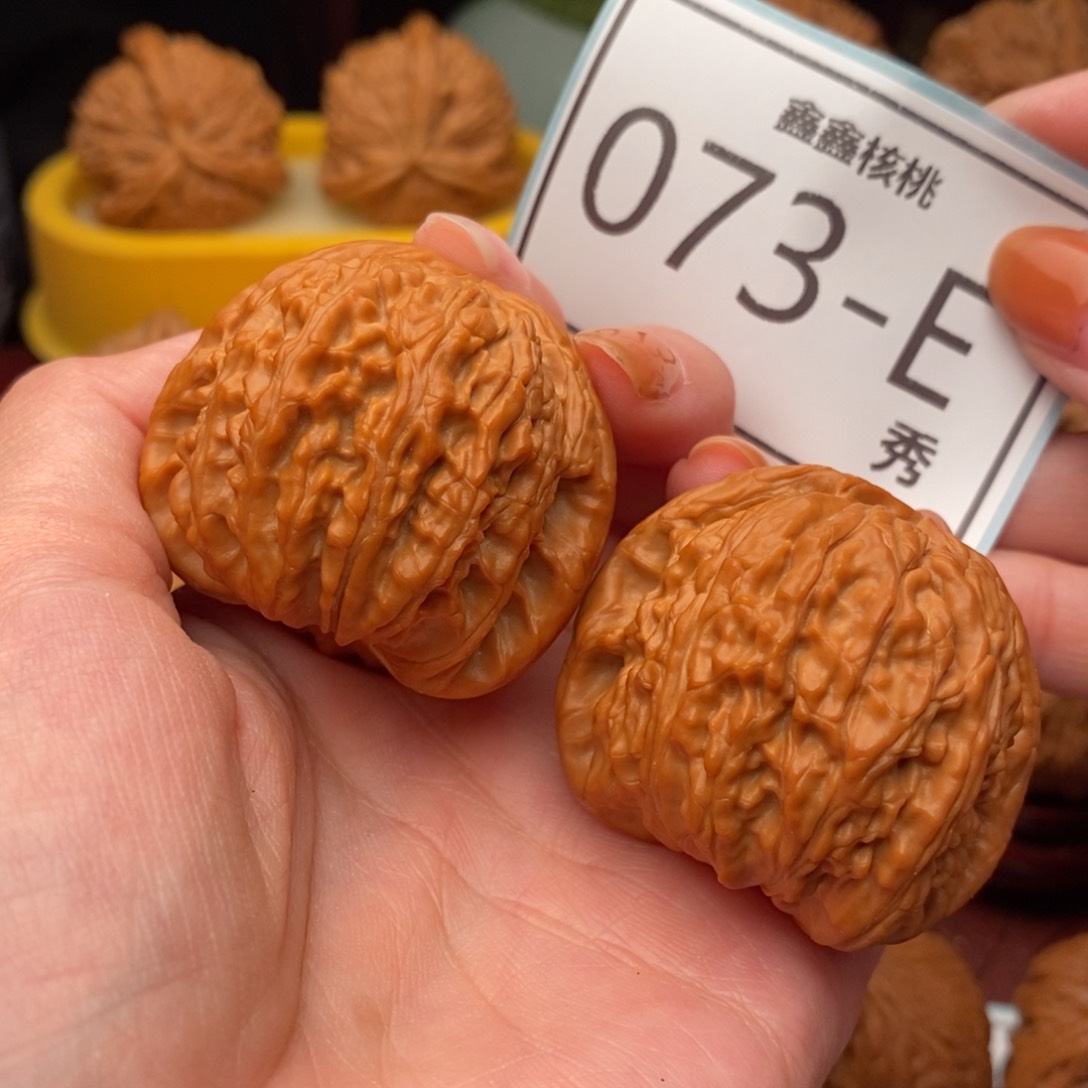 文玩核桃把件白狮41