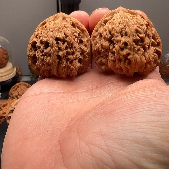 文玩核桃把件南疆