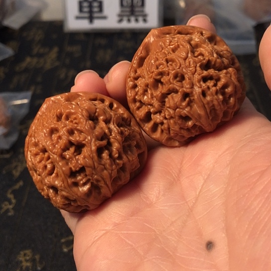 文玩核桃把件水龙42mm