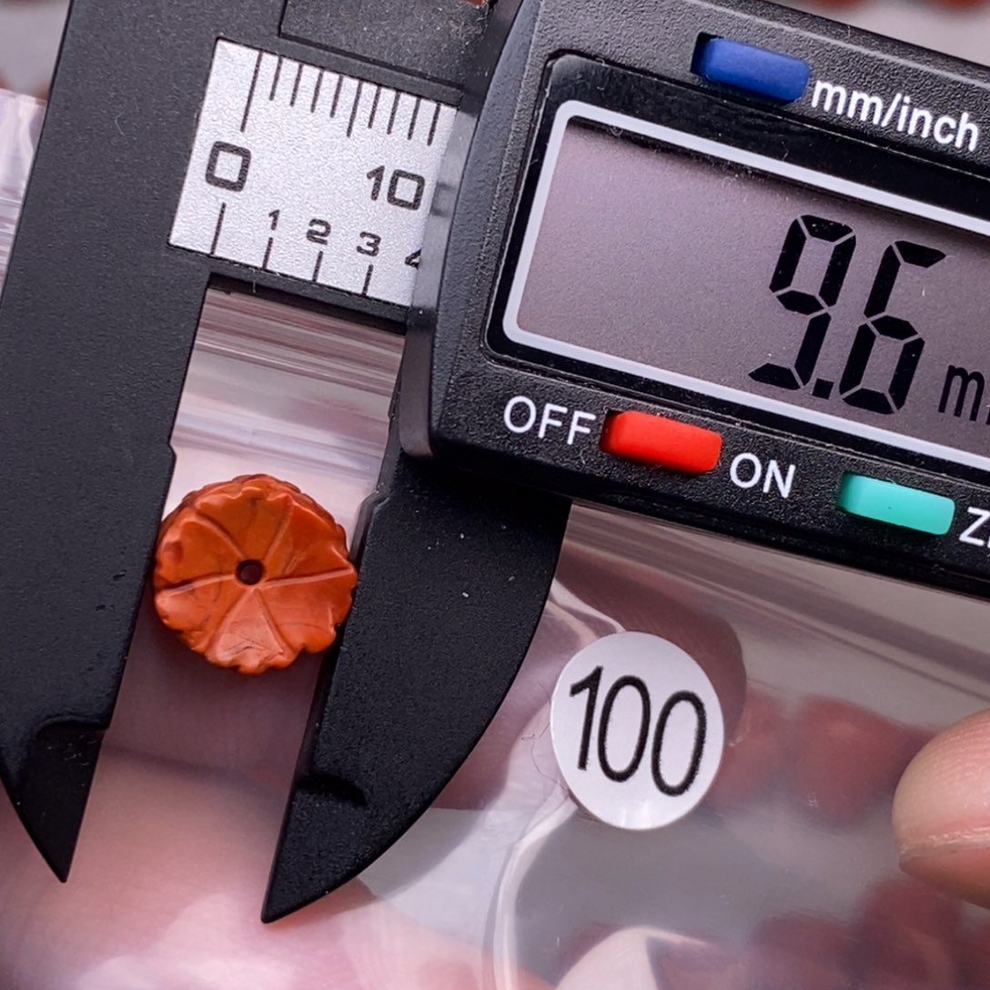 *****南红玛瑙未镶嵌配饰有瑕疵