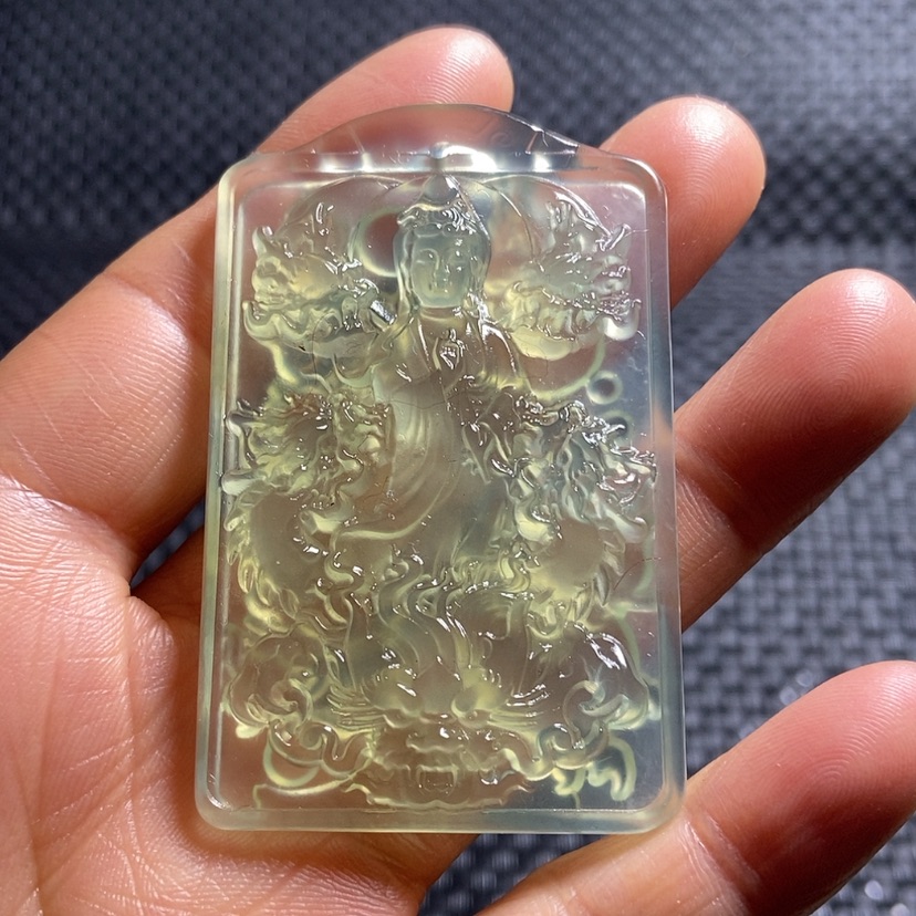 【闪购商品】蛇纹石玉未镶嵌颈饰