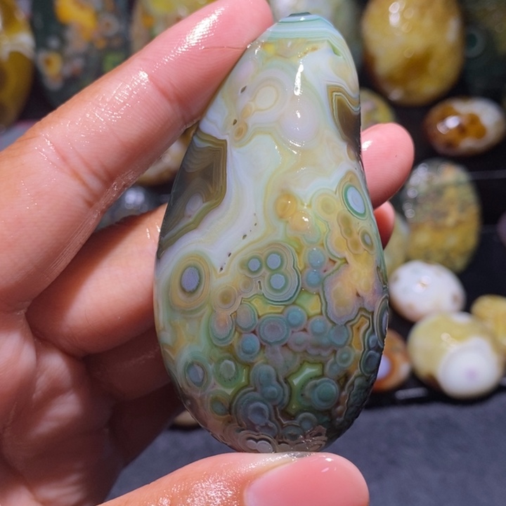 未镶嵌玛瑙/玉髓珠宝奇石