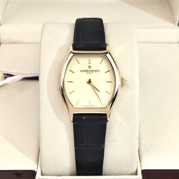 江诗丹顿/手动机械/95新/表径24.5/S282240722001/250222SS0051