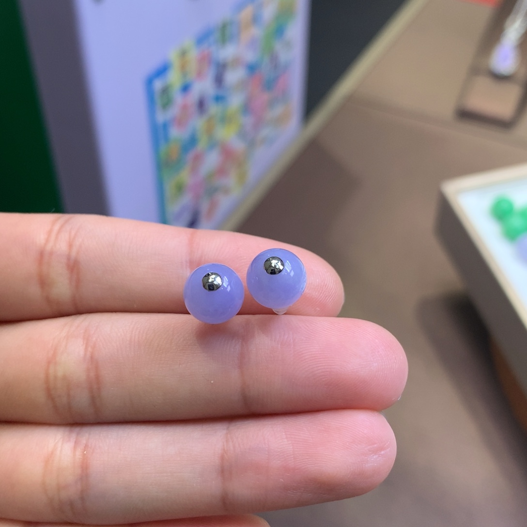 翡翠18K金镶嵌颈饰翡翠