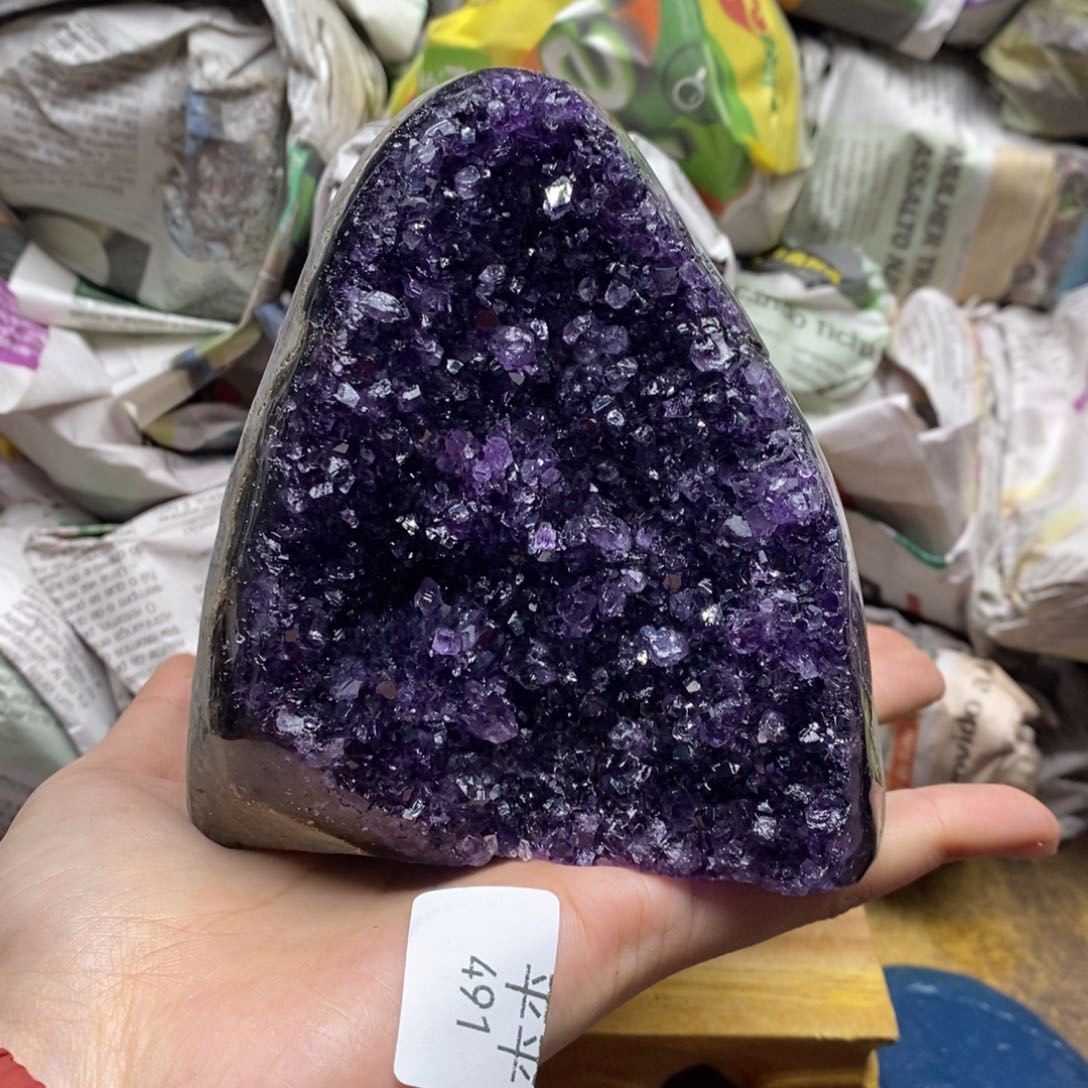 紫晶乌拉圭未镶嵌