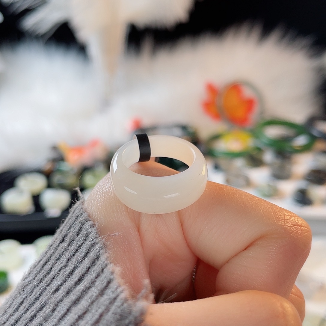 和田玉未镶嵌戒指k21俄白馒头17.1mm