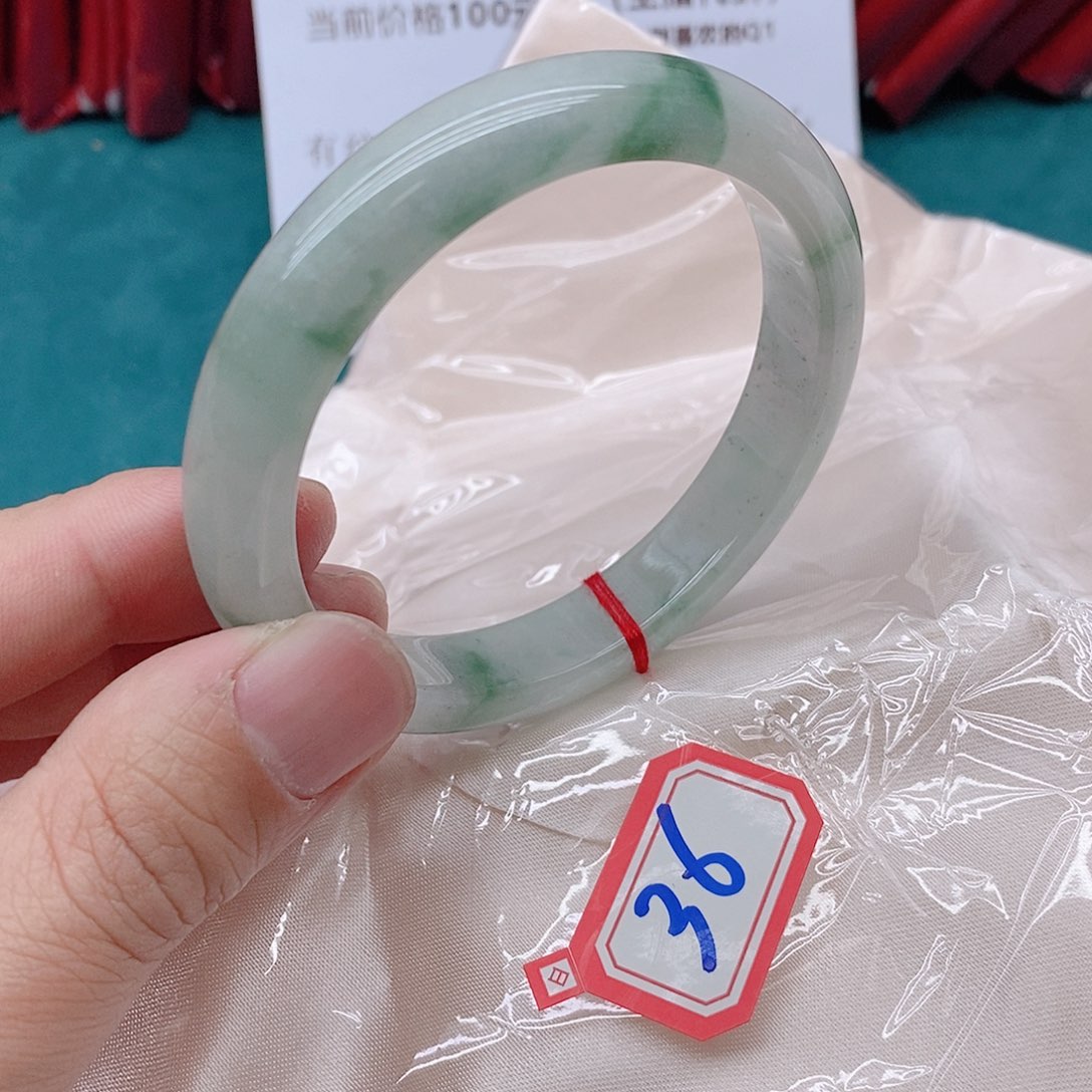 翡翠手镯未镶嵌琳*36666666
