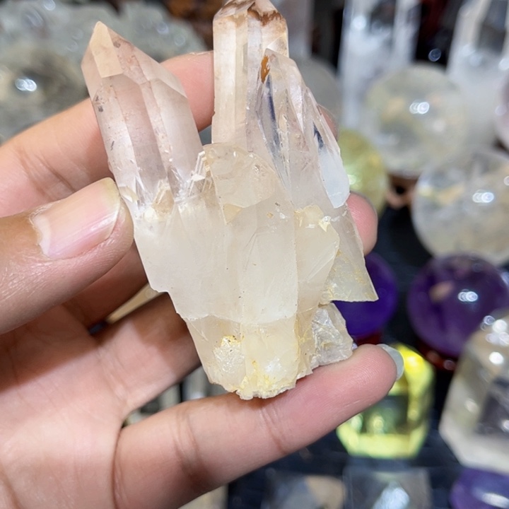 水晶摆件未镶嵌晶簇