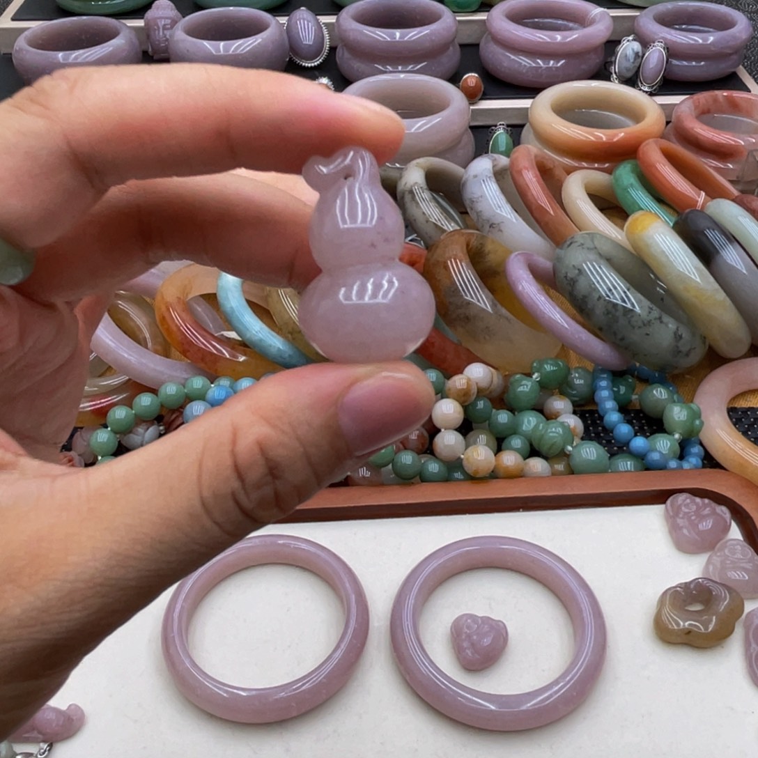 石英质玉圈口齐全未镶嵌