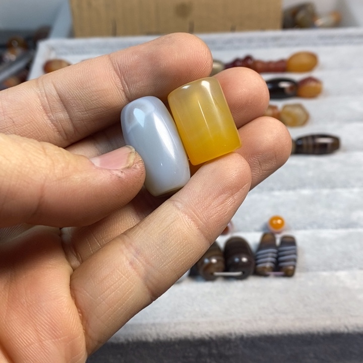 玛瑙/玉髓颈饰合金太***哥