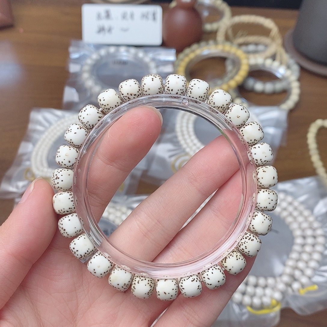 把件星月菩提海南