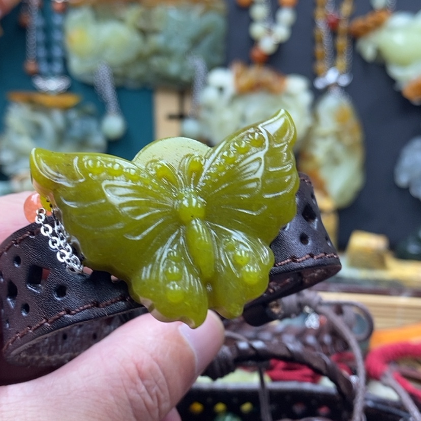 【闪购商品】蛇纹石玉手牌未镶嵌