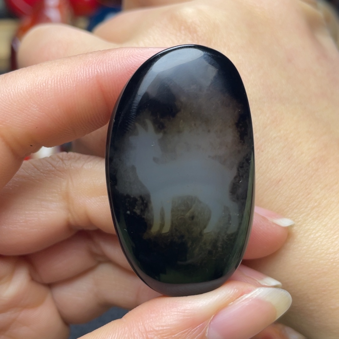 玛瑙/玉髓未镶嵌珠宝奇石