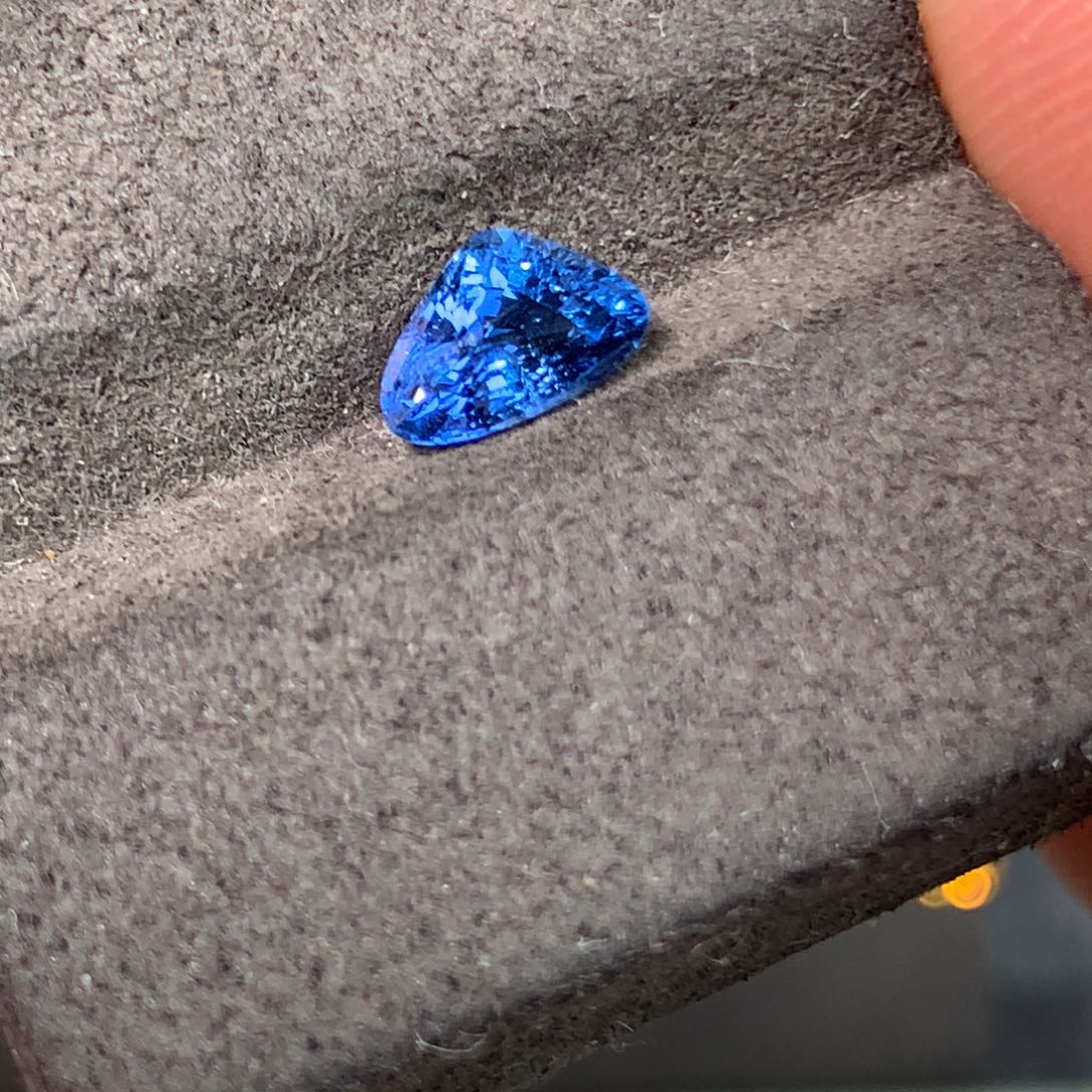 尖晶石裸石越南蓝小妖钴尖晶0.86ct