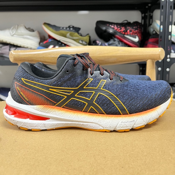 42码 Asics/亚瑟士 GT-2000 10 轻便 透气 运动 马拉松 跑鞋 二手