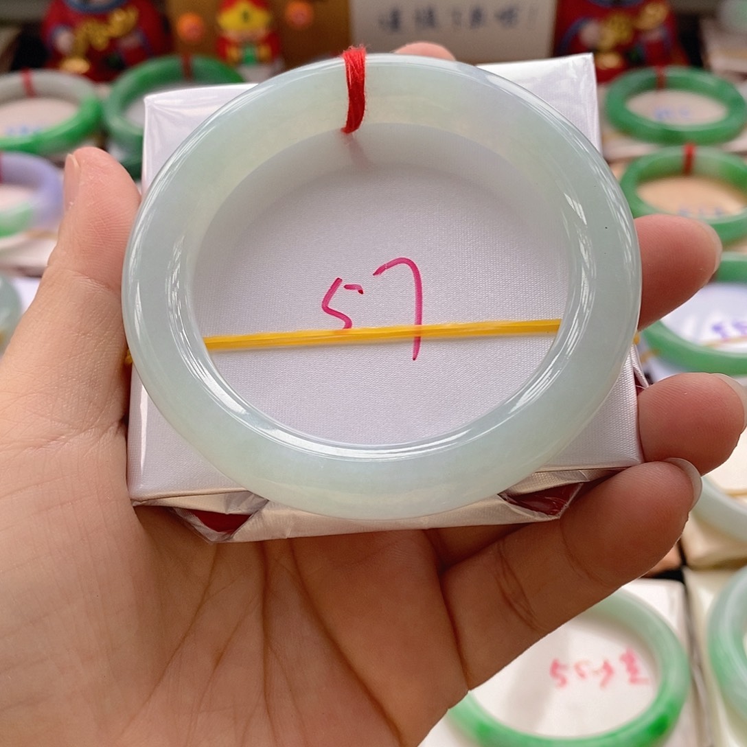 翡翠手镯未镶嵌8号