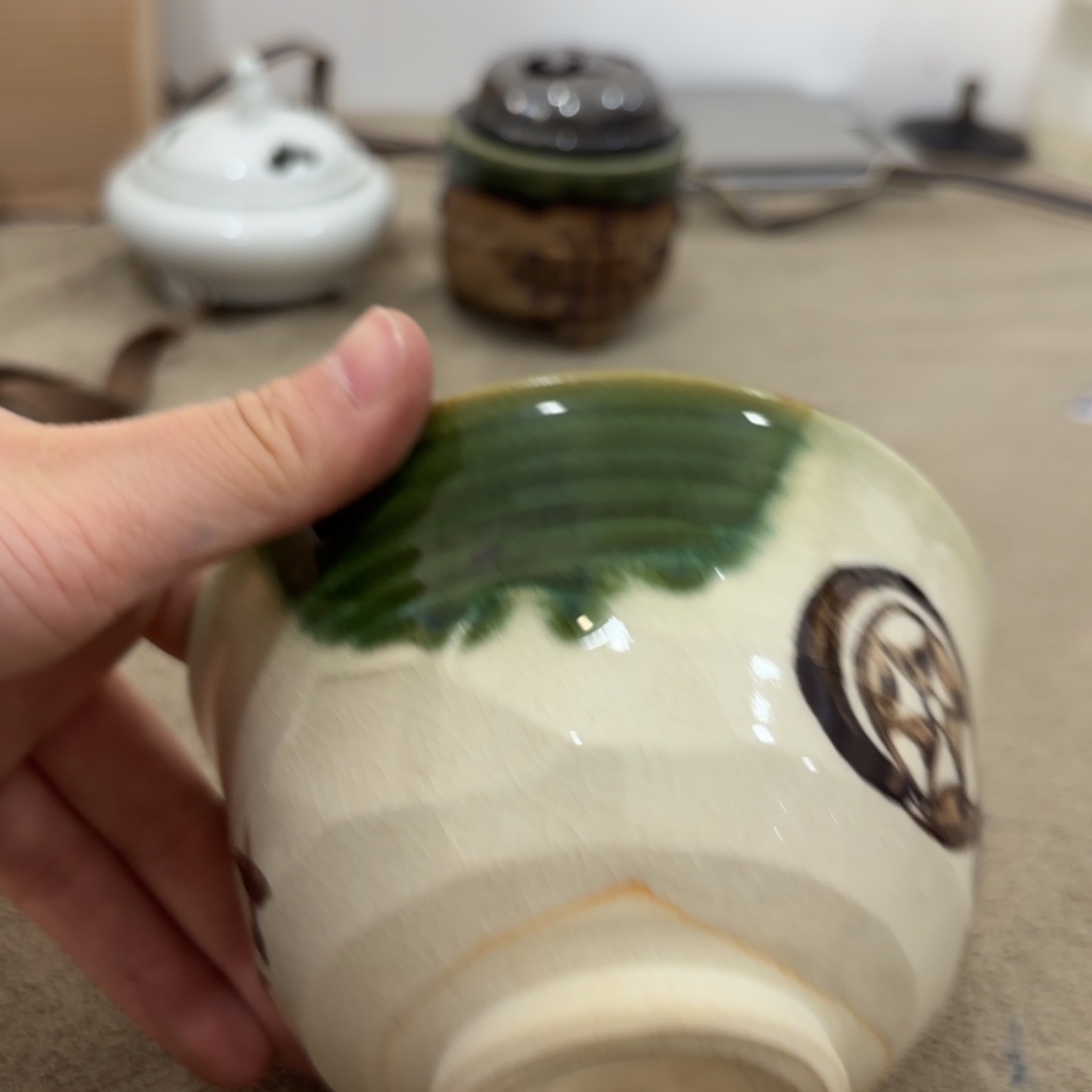 瓷片非常好看漂亮的物品 