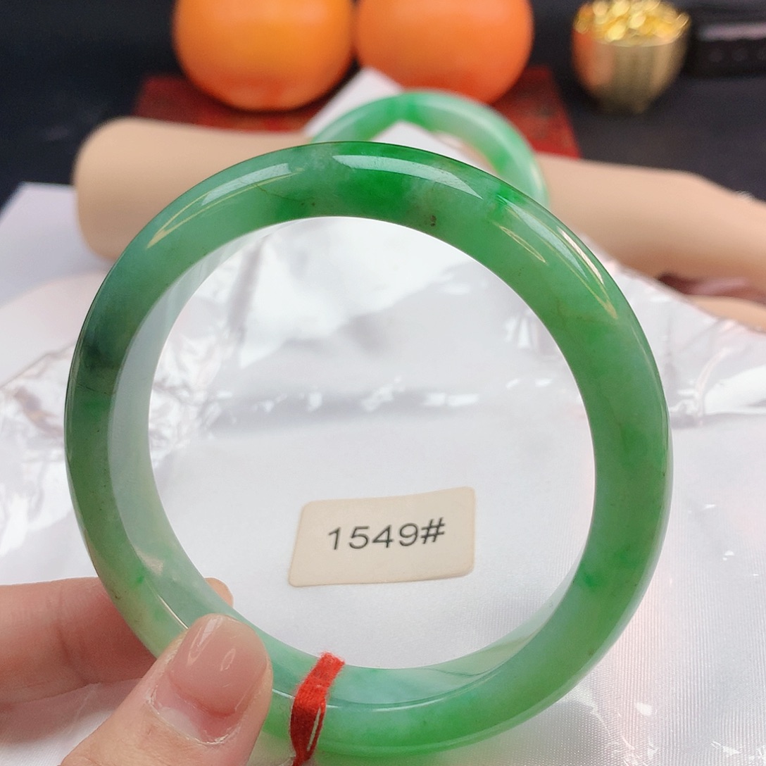 翡翠手镯未镶嵌62圈1549