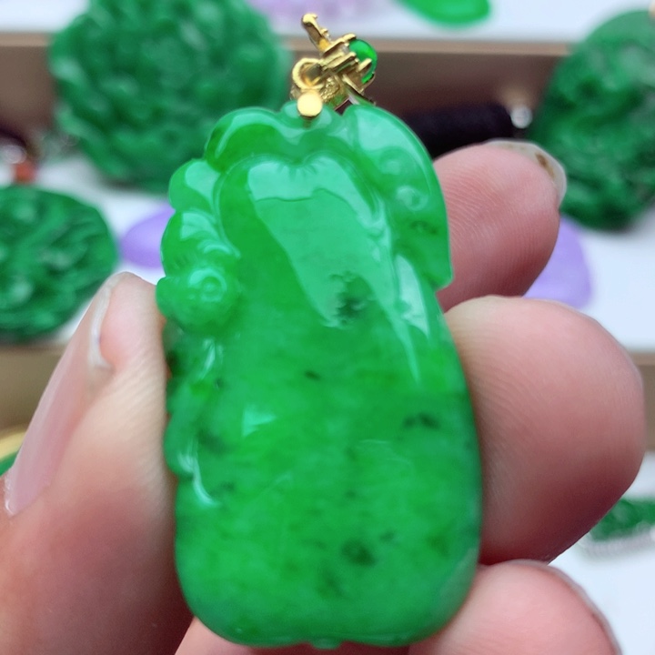 翡翠未镶嵌吊坠(不含链)