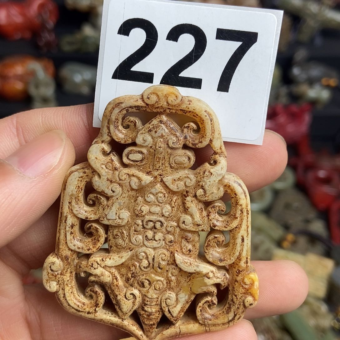 和田玉（糖玉）饰品未镶嵌