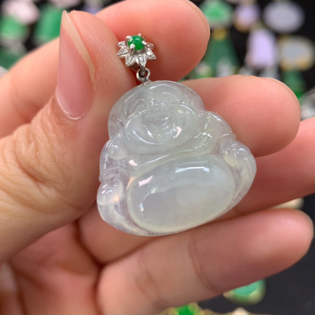 翡翠18K金镶嵌颈饰佛公