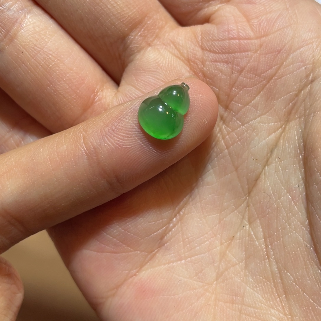 翡翠未镶嵌手链葫芦