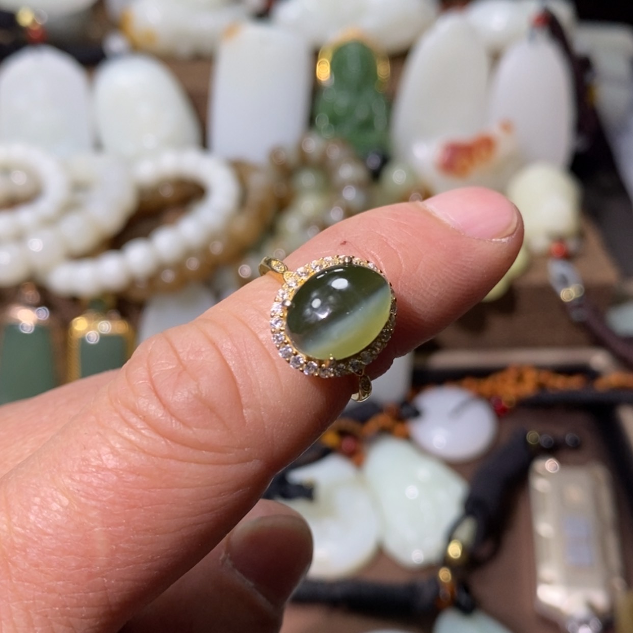 【闪购商品】和田玉吊坠(赠链)银S925镶嵌希*酱