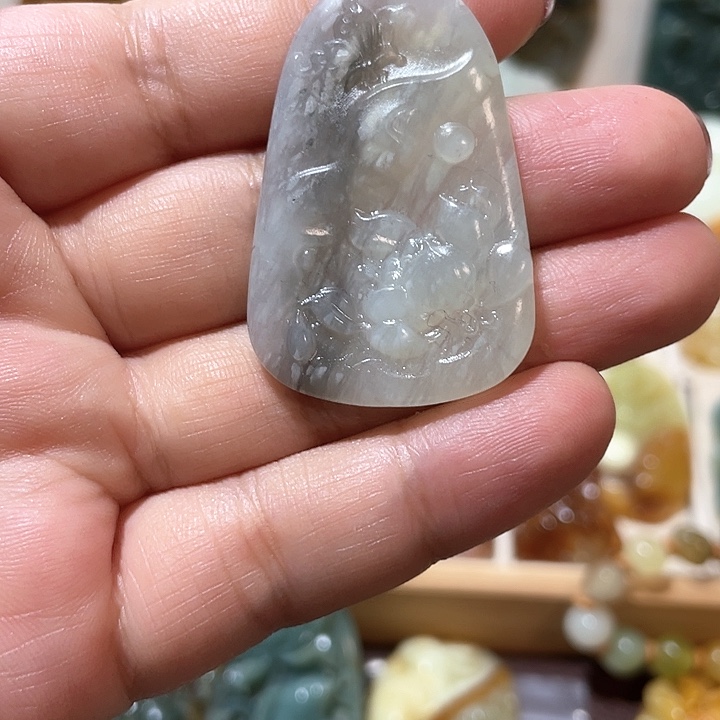 岫玉吊坠(不含链)未镶嵌
