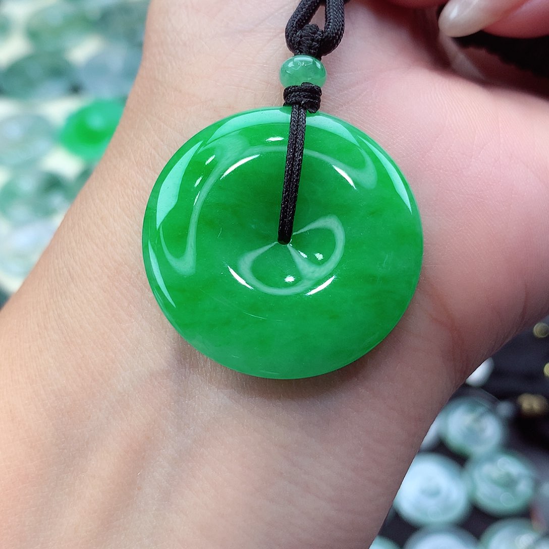 翡翠未镶嵌颈饰编号24尺寸30.5-5.8